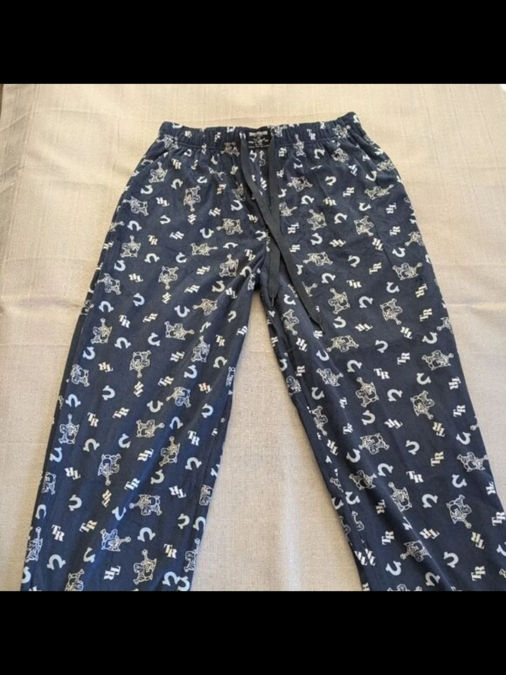 True Religion All Over Logo Print Navy Fleece Pants Mens Size XL NEW!